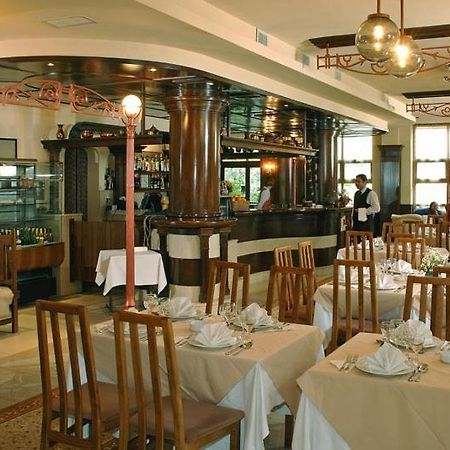 Hotel Irisa 부쿠레슈티 외부 사진